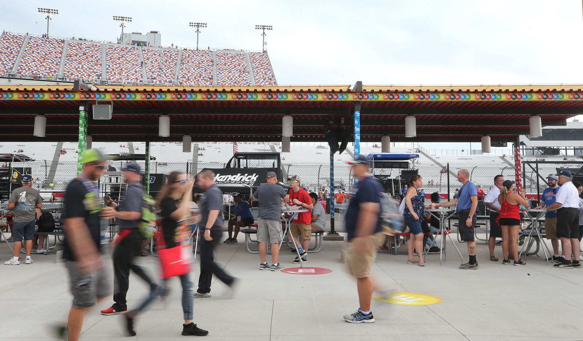 20180923_SPO_NASCAR_AWE06
